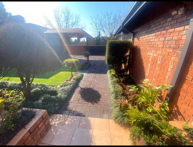3 BEDROOM HOUSE FOR SALE IN AERORAND